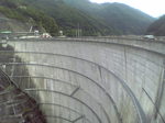 ダムの壁.JPG